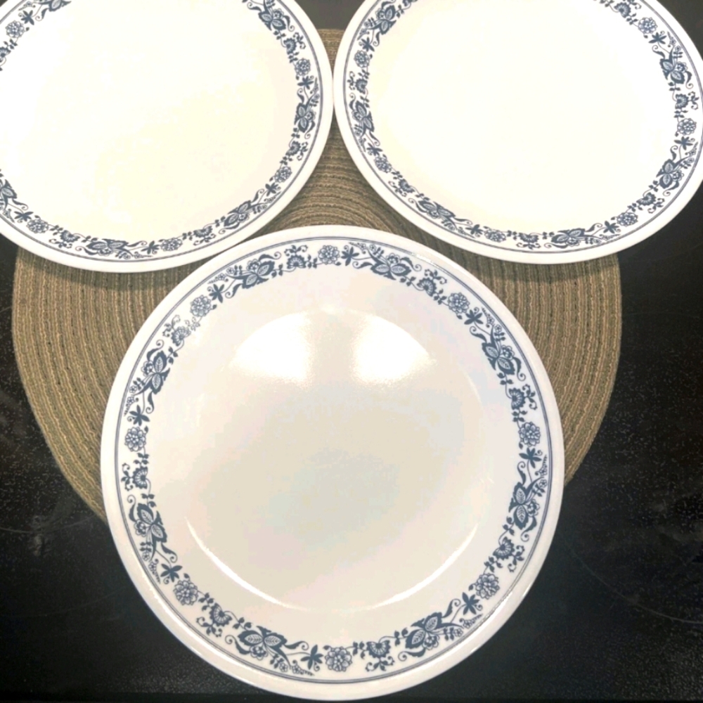 3 Corelle Old Town Blue 10.25" Dinner Plates. Vintage